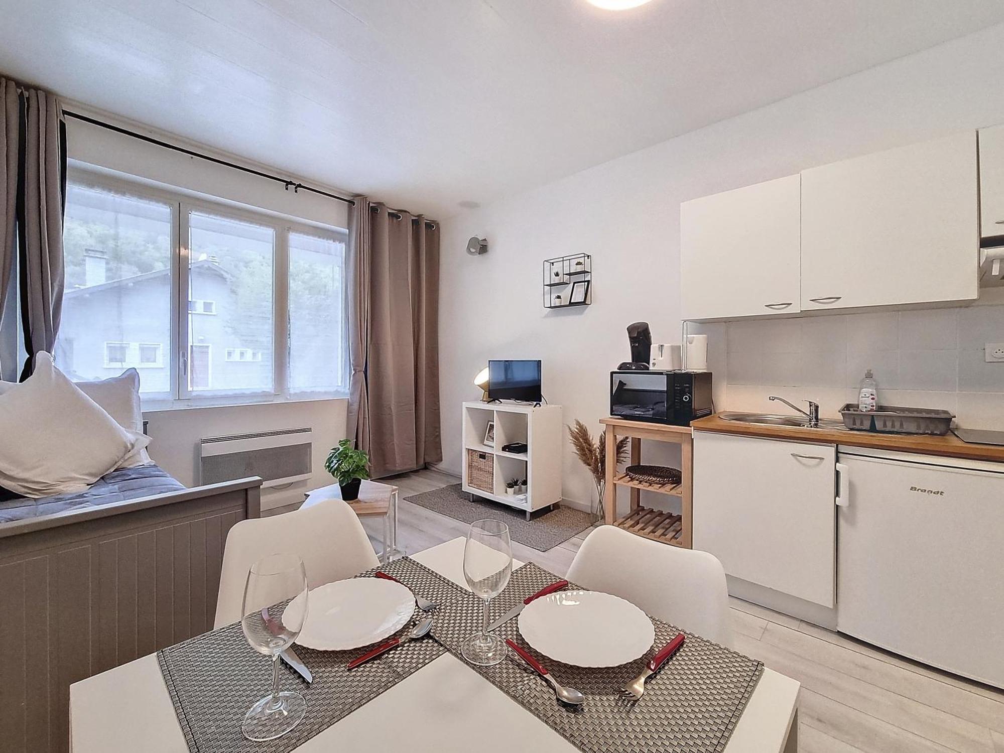 Budget Studio Proche Lac Sévrier Exteriör bild